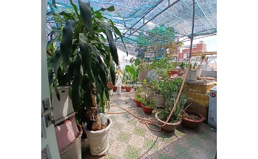 Bán nhà ngay ĐH Công Thương, Phước Long B, 95m2 x 3 Tầng